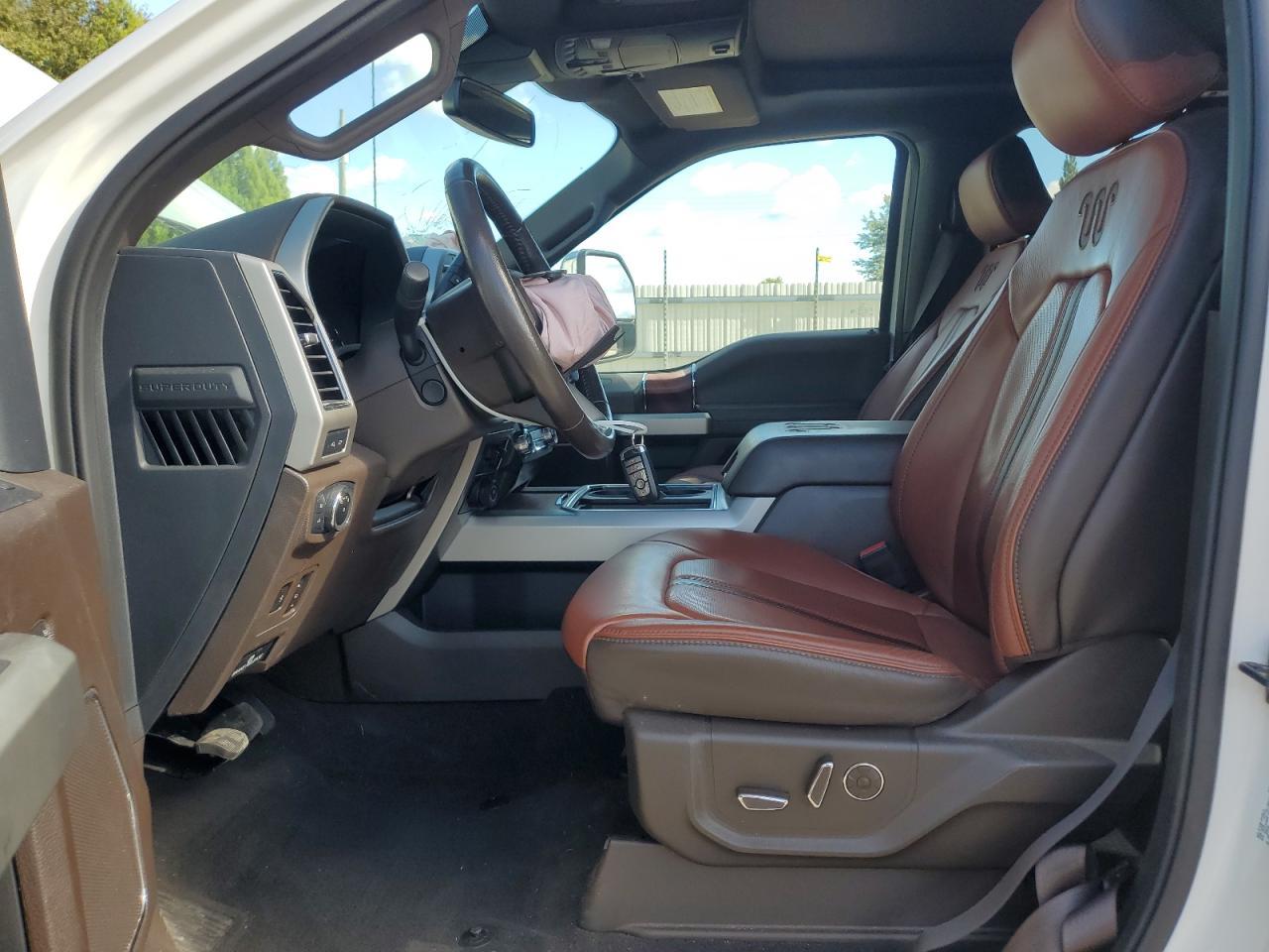 2022 Ford F250 Super Duty - Image 7