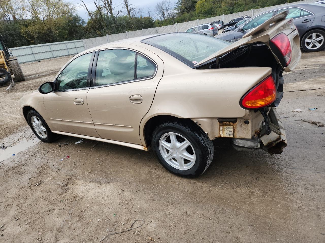 2003 Oldsmobile Alero Gl - Image 2