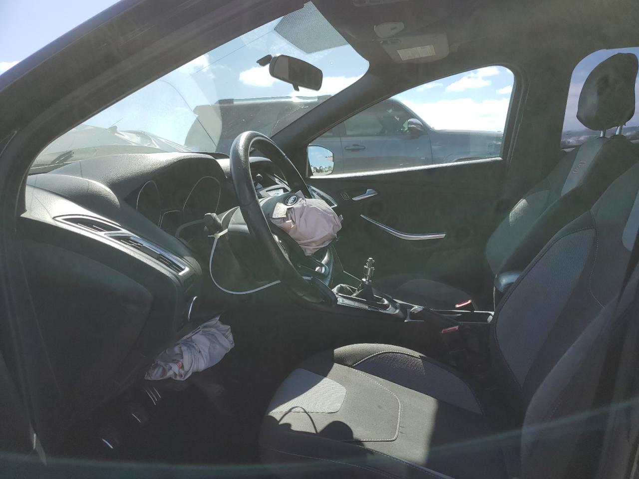 2016 Ford Focus St - Image 7