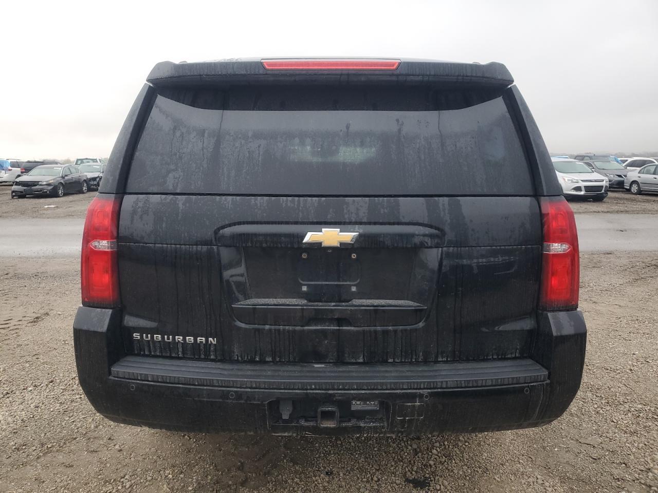 2017 Chevrolet Suburban C1500 Lt - Фото 6