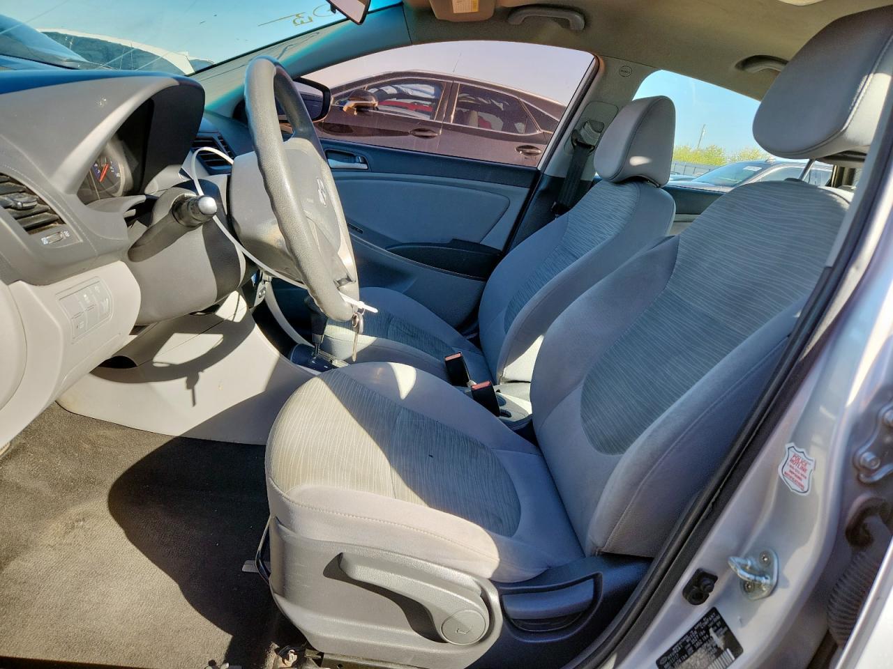 2017 Hyundai Accent Se - Фото 7