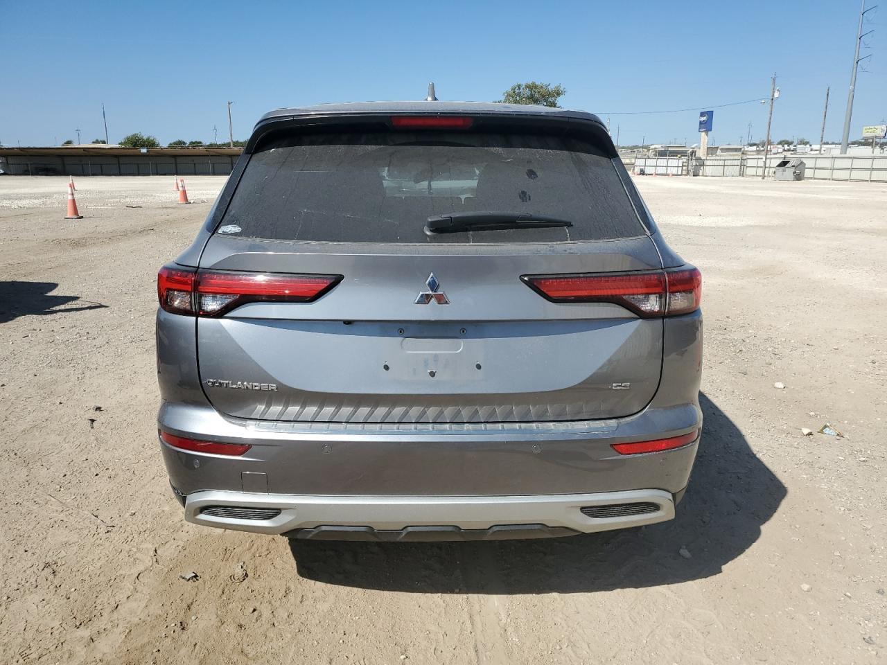 2023 Mitsubishi Outlander Se - Image 6