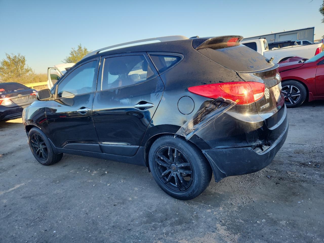2012 Hyundai Tucson Gls - Image 2