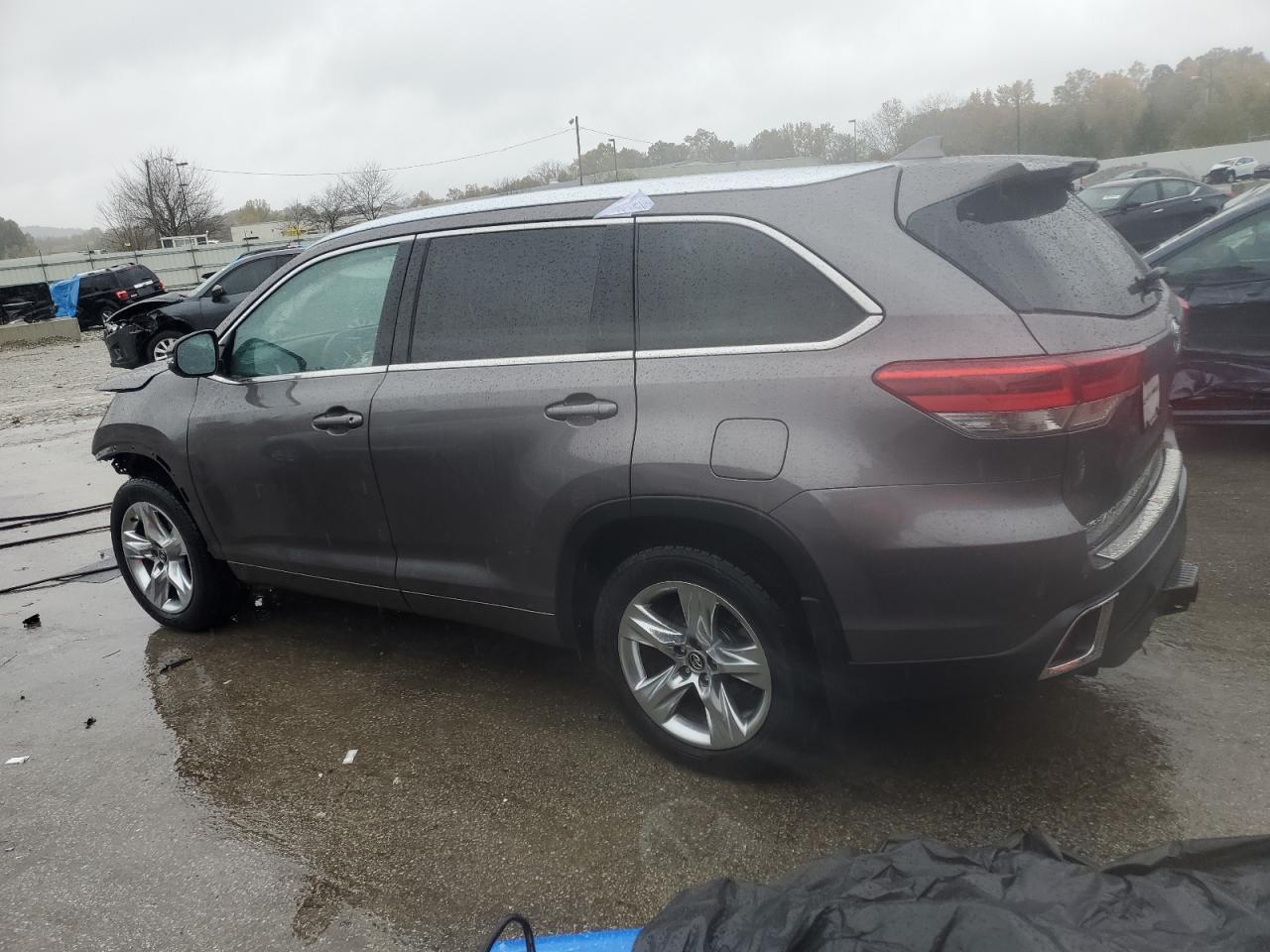 2019 Toyota Highlander Limited - Фото 2