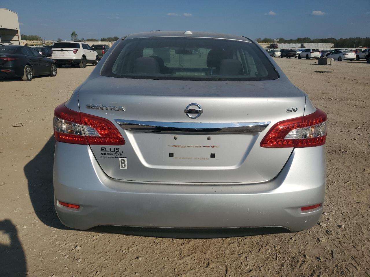 2015 Niss Sentra S - Фото 6