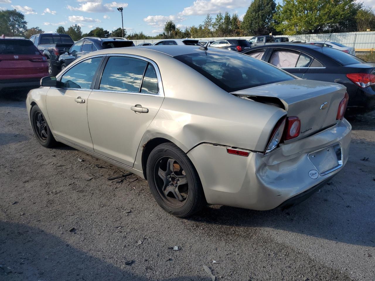 2010 Chevrolet Malibu 1Lt - Фото 2