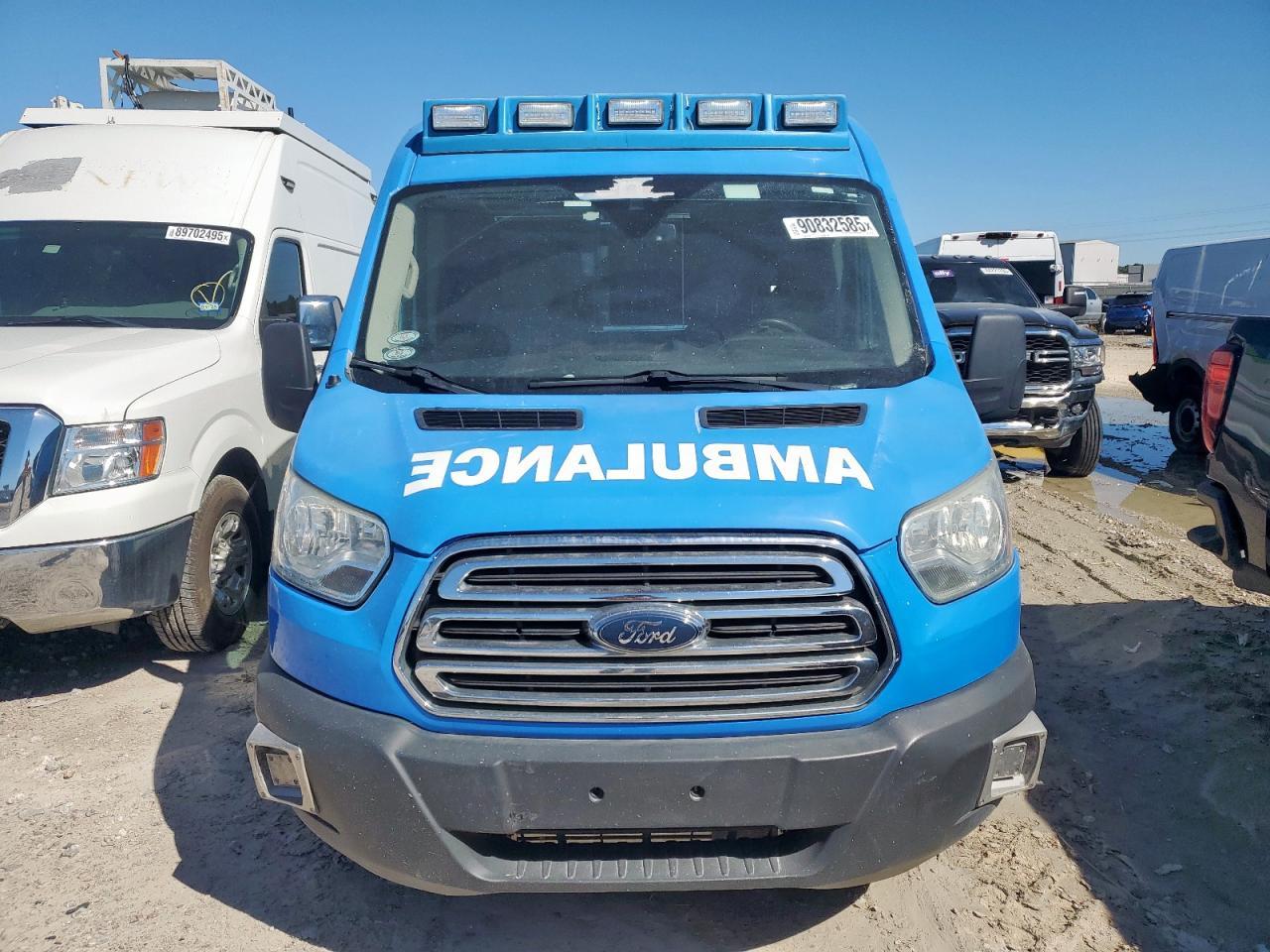 2016 Ford Transit Ambulance - Image 5