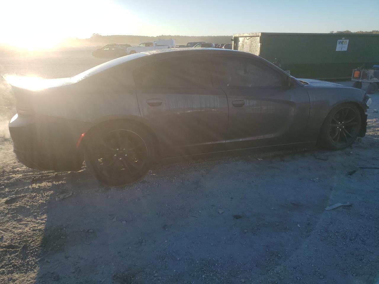 2016 Dodge Charger Se - Фото 3