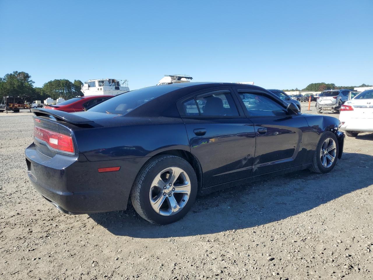 2012 Dodge Charger Sxt - Image 3