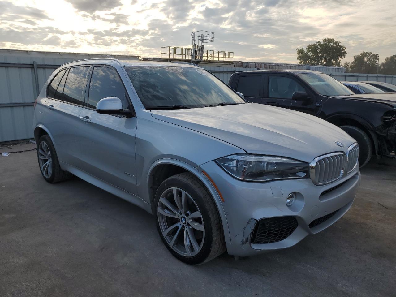 2015 BMW X5 xDrive50I - Фото 4