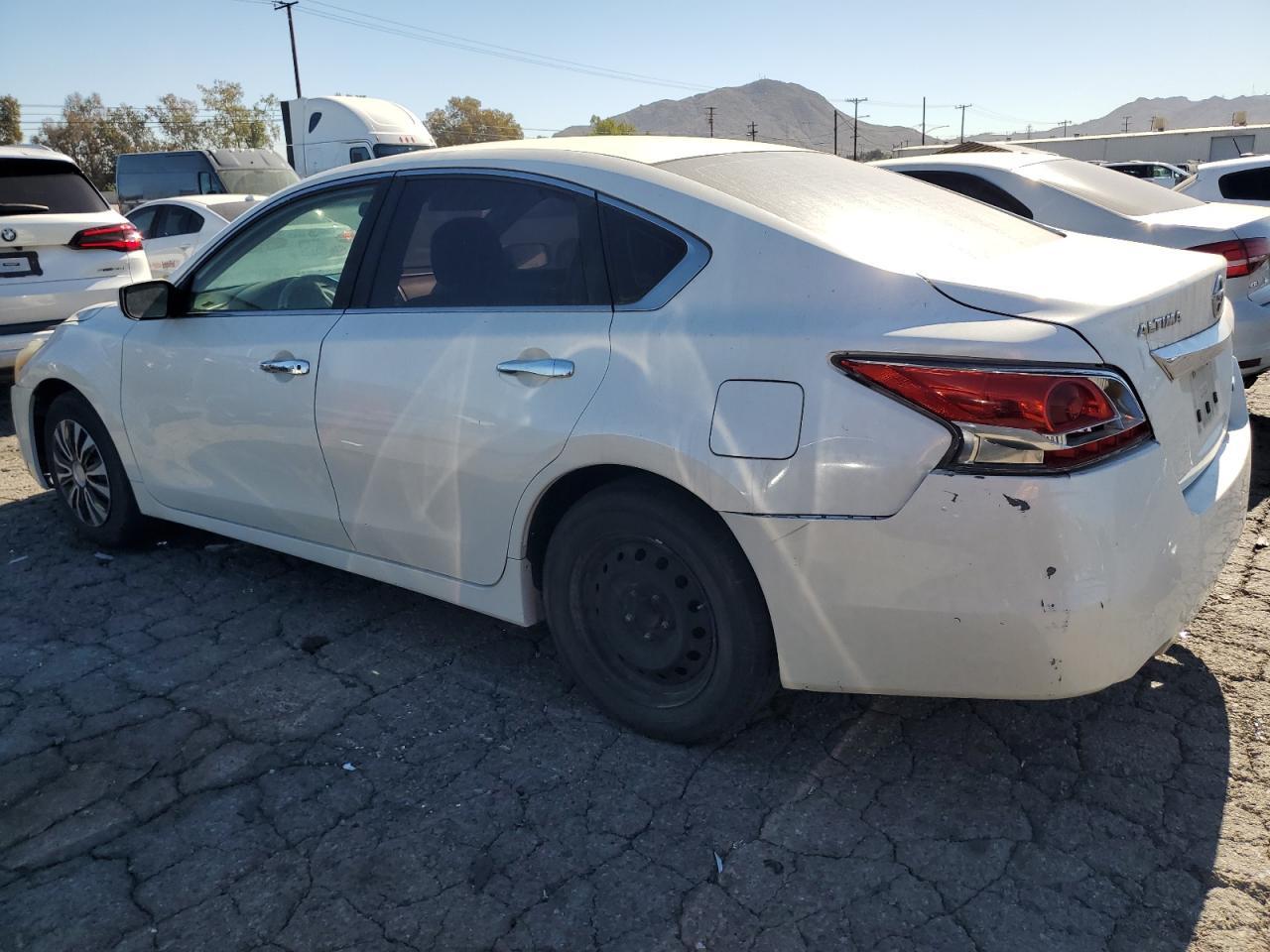 2014 Nissan Altima 2.5 - Фото 2