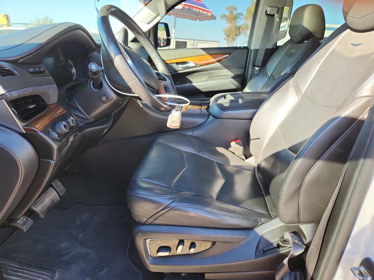 2019 Cadillac Escalade Luxury - Фото 7