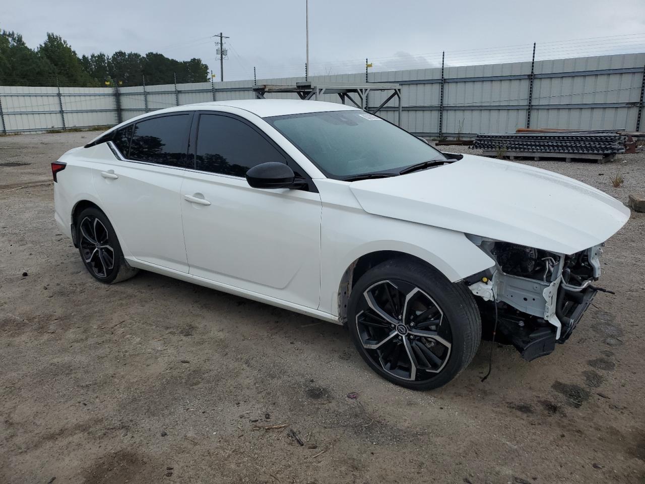 2024 Nissan Altima Sr - Image 4