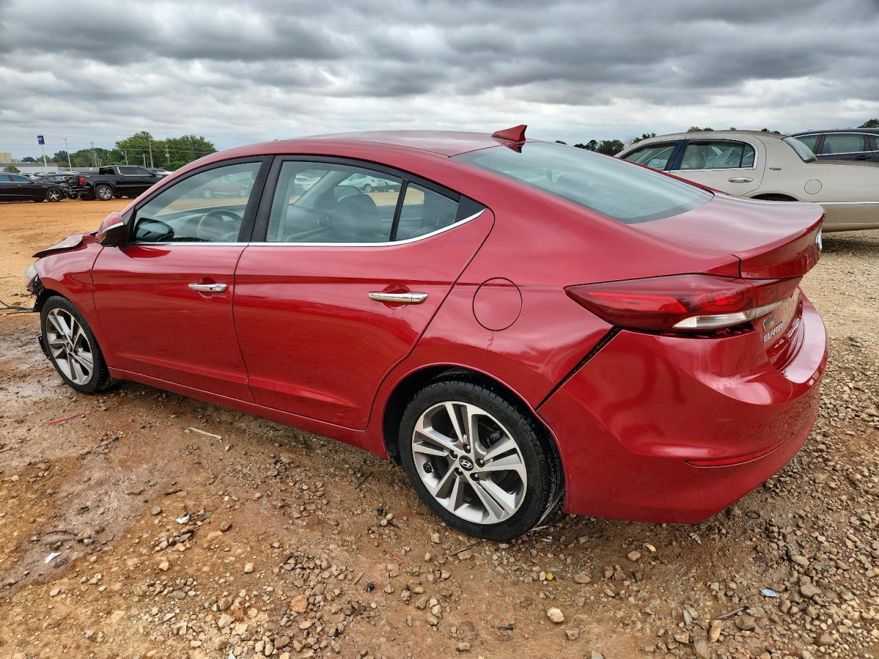 2017 Hyundai Elantra Li - Image 2