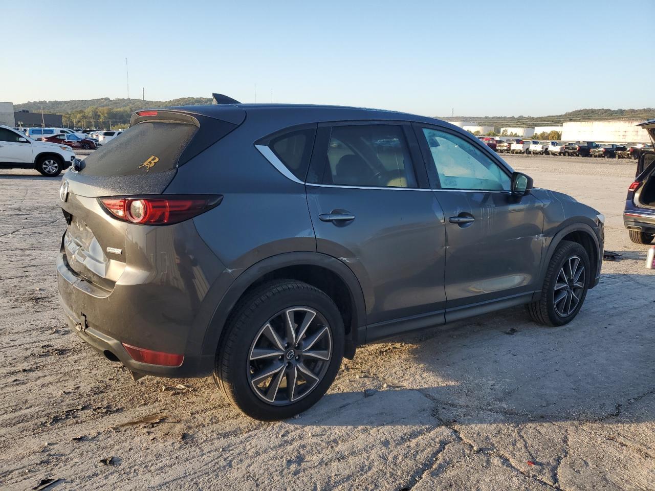 2017 Mazda Cx-5 Grand Touring - Фото 3