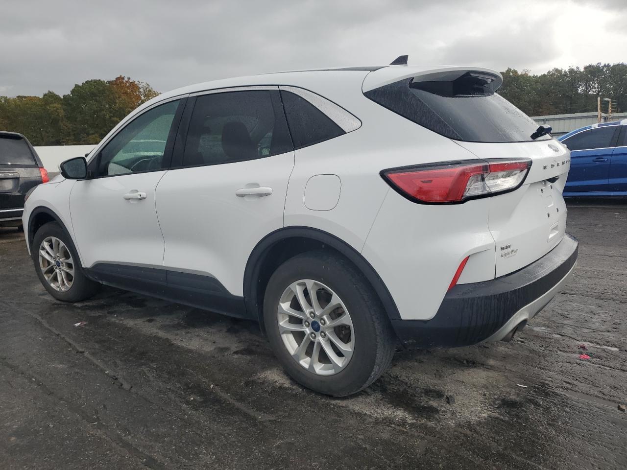 2020 Ford Escape Se - Фото 2