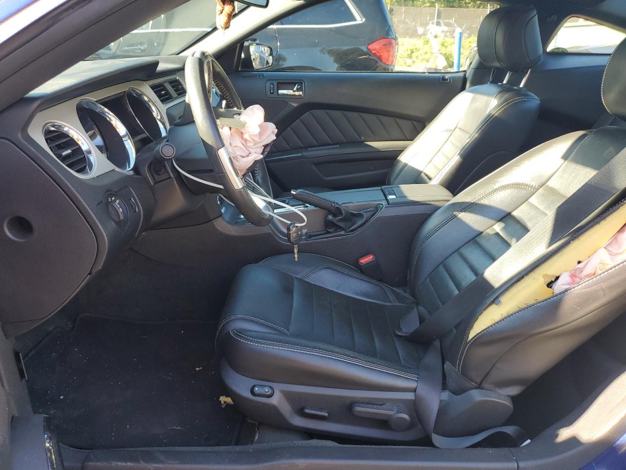 2014 Ford Mustang - Image 7