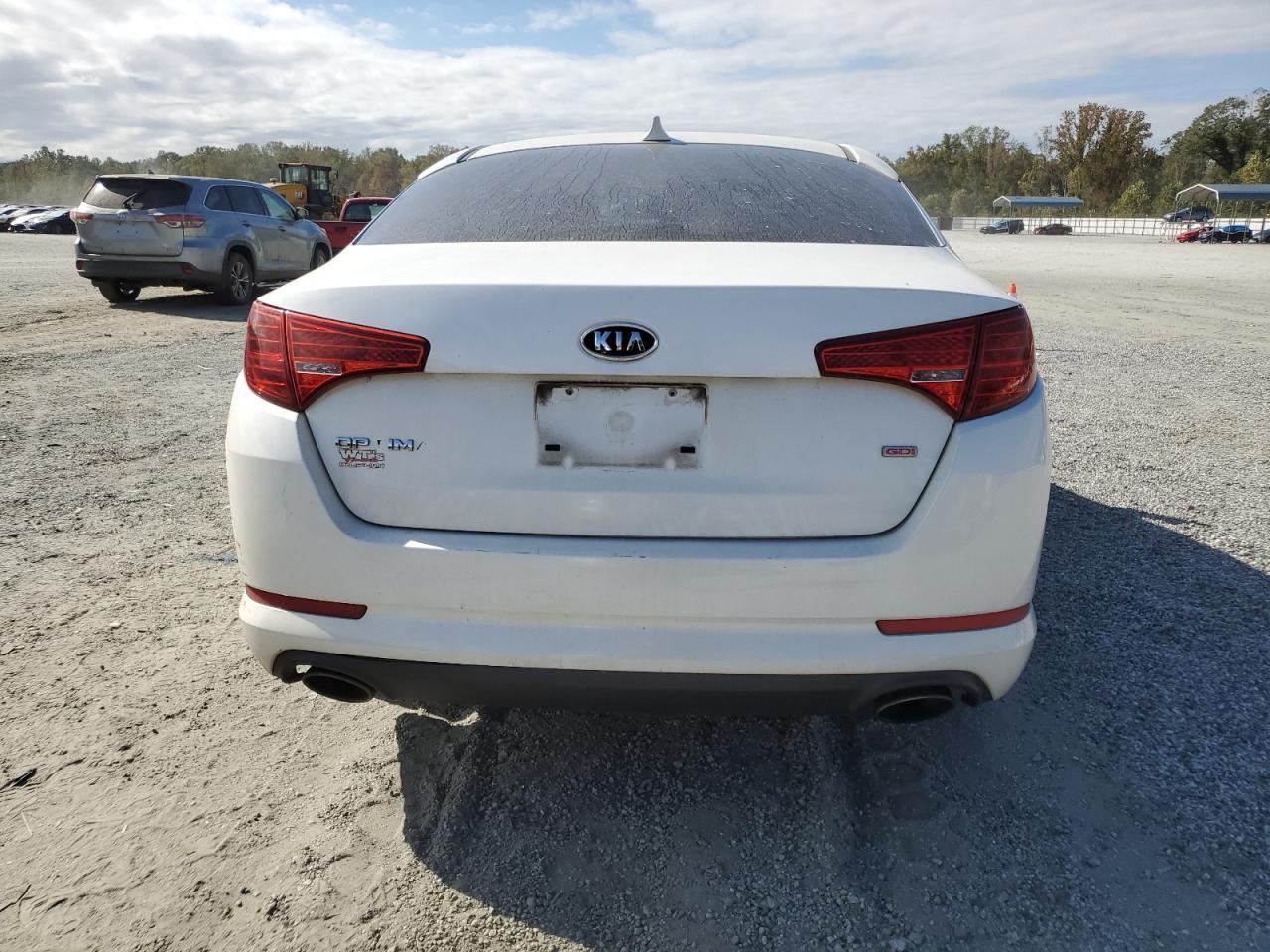 2011 Kia Optima Lx - Image 6