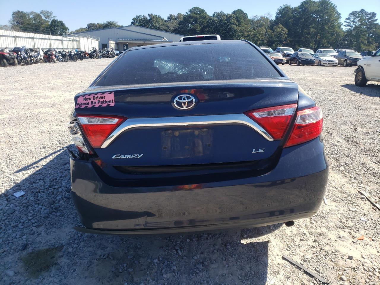 2015 Toyota Camry Le - Image 6