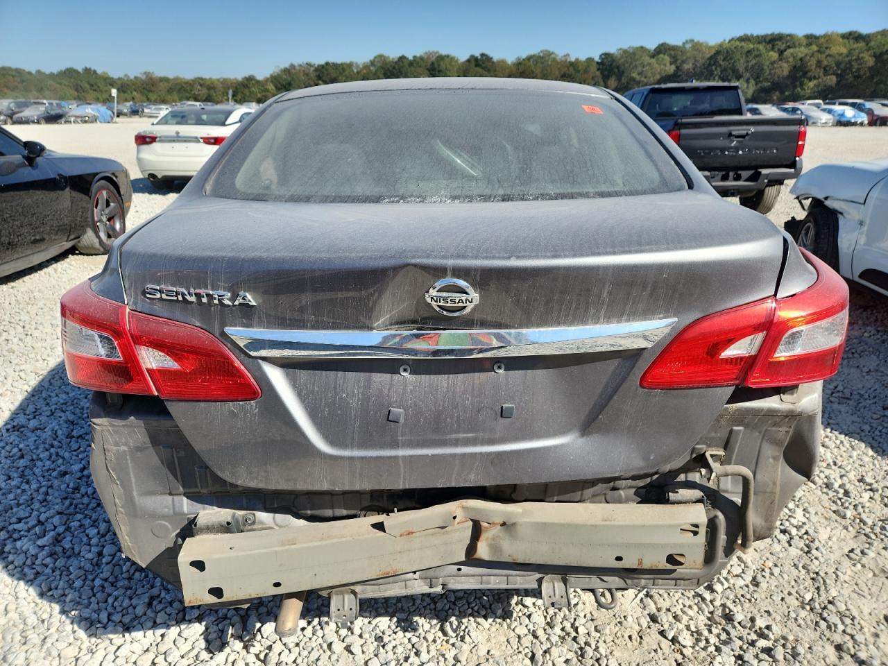 2017 Nissan Sentra S - Image 6