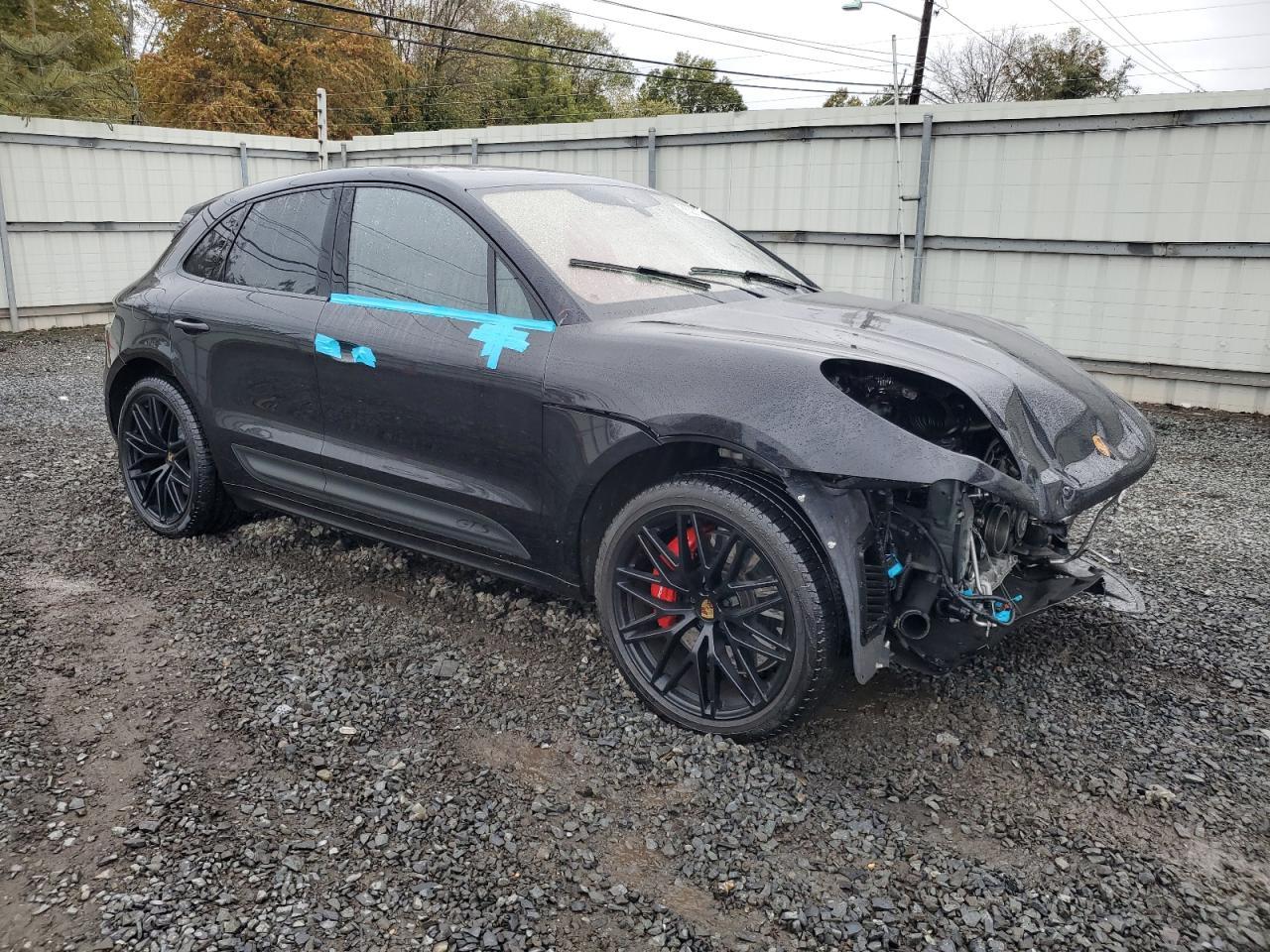 2023 Porsche Macan Gts - Image 4