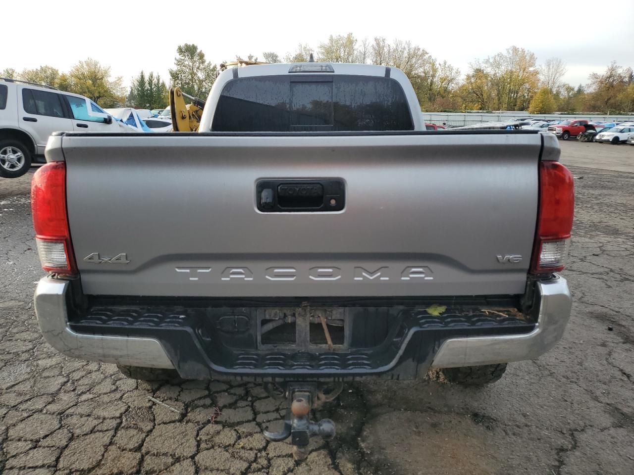 2020 Toyota Tacoma Double Cab - Фото 6