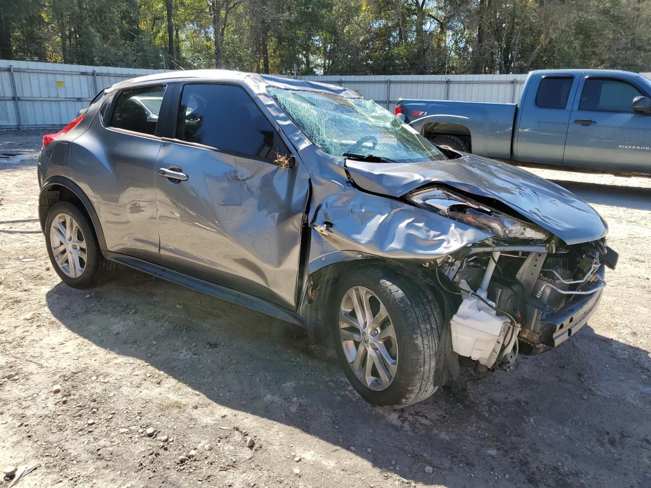 2014 Nissan Juke S - Image 4