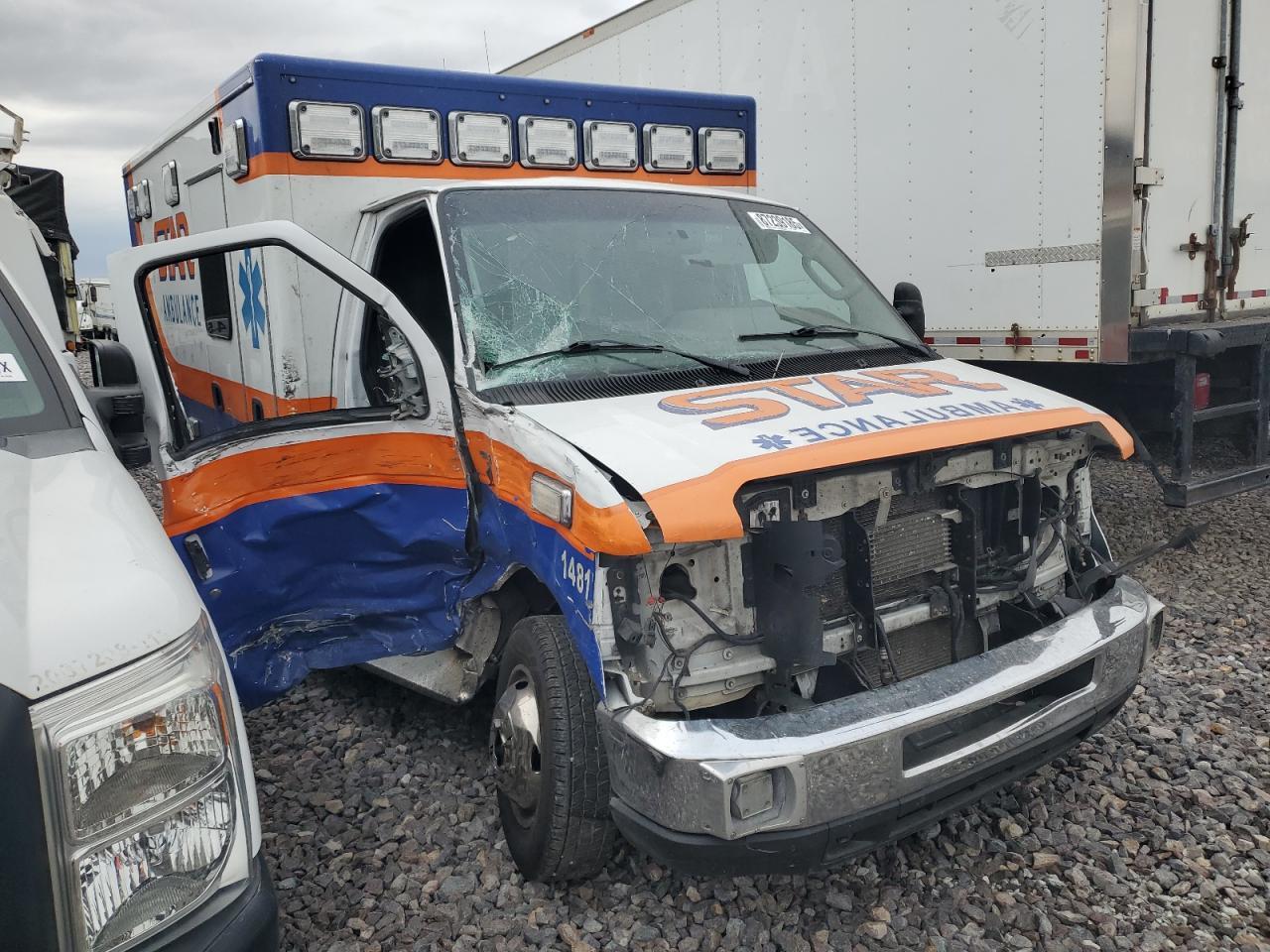 2017 Ford E-350 Ambulance - Image 4