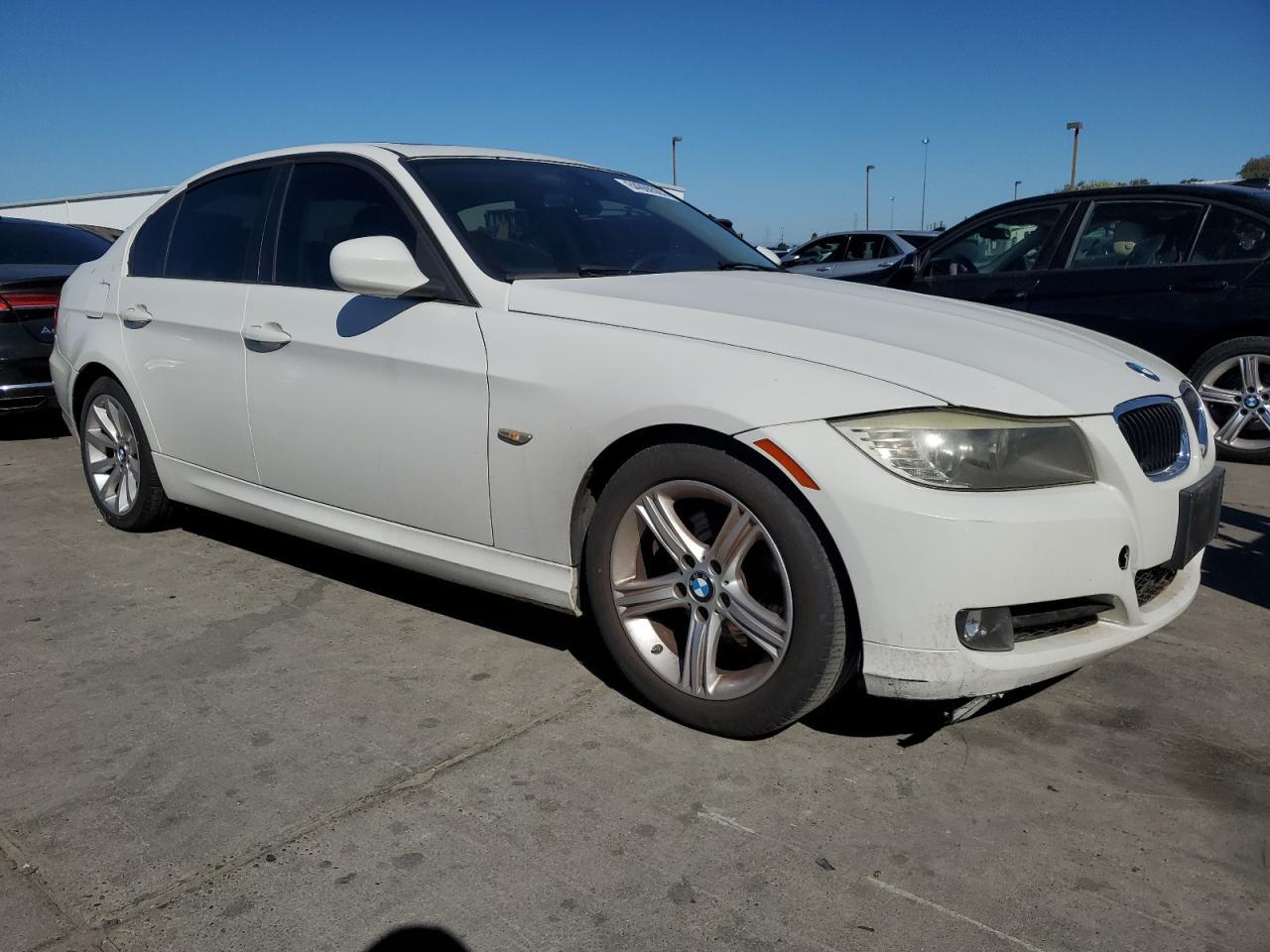 2011 BMW 328 I Sulev - Фото 4
