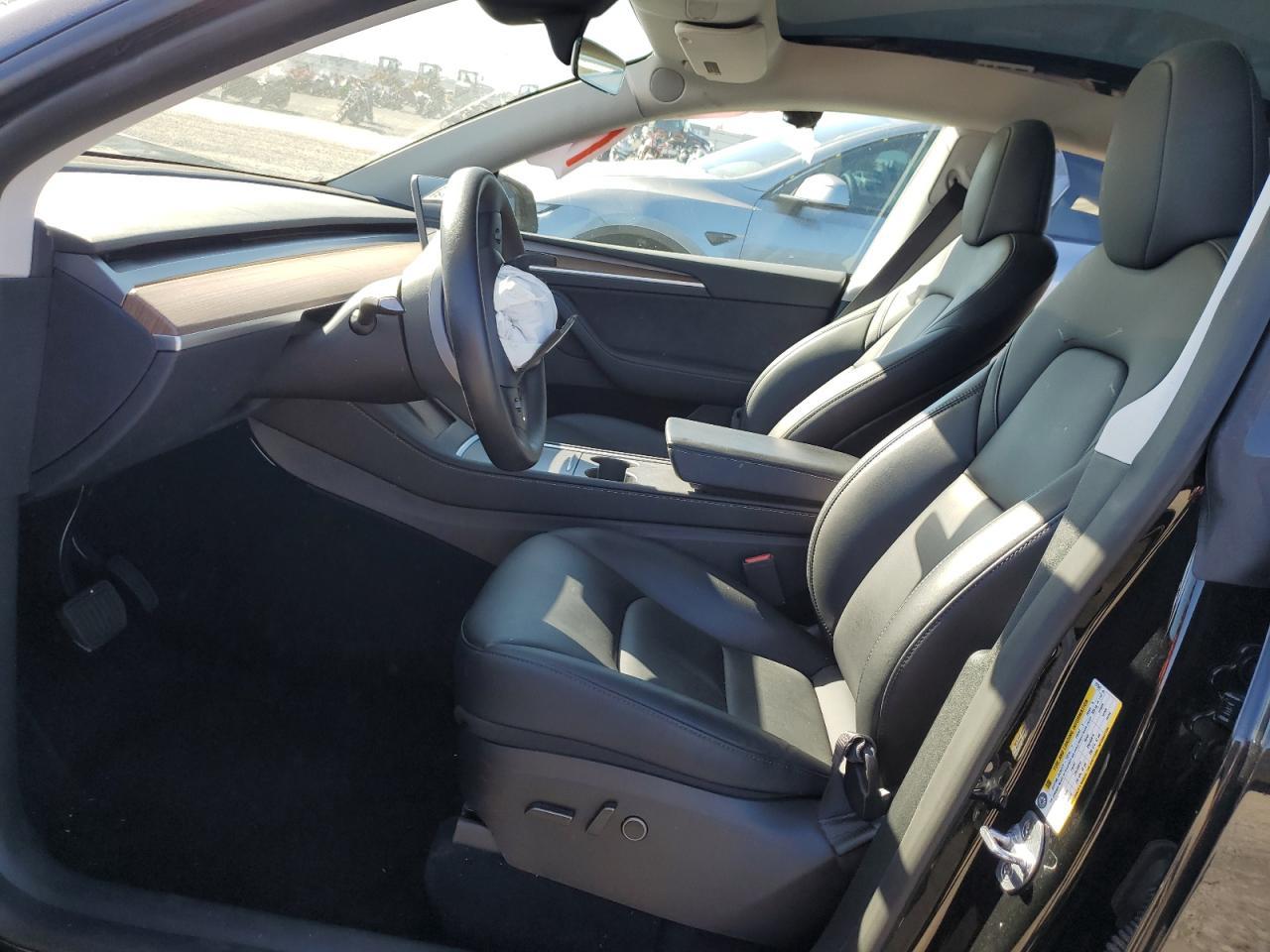 2024 Tesla Model Y - Фото 7