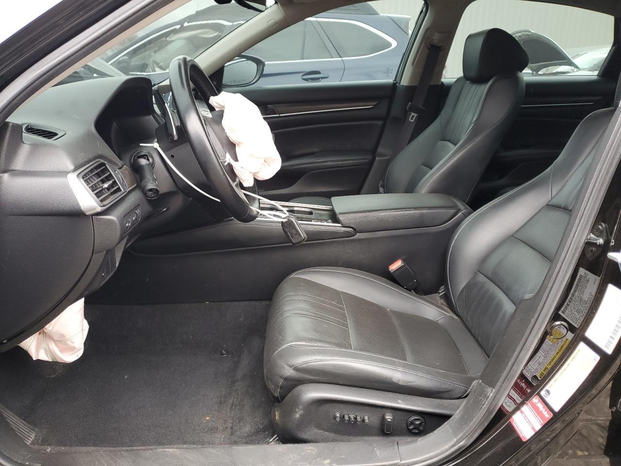 2022 Honda Accord Touring - Image 7