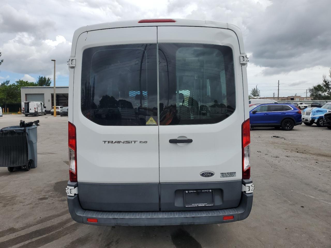 2015 Ford Transit T-150 - Фото 6