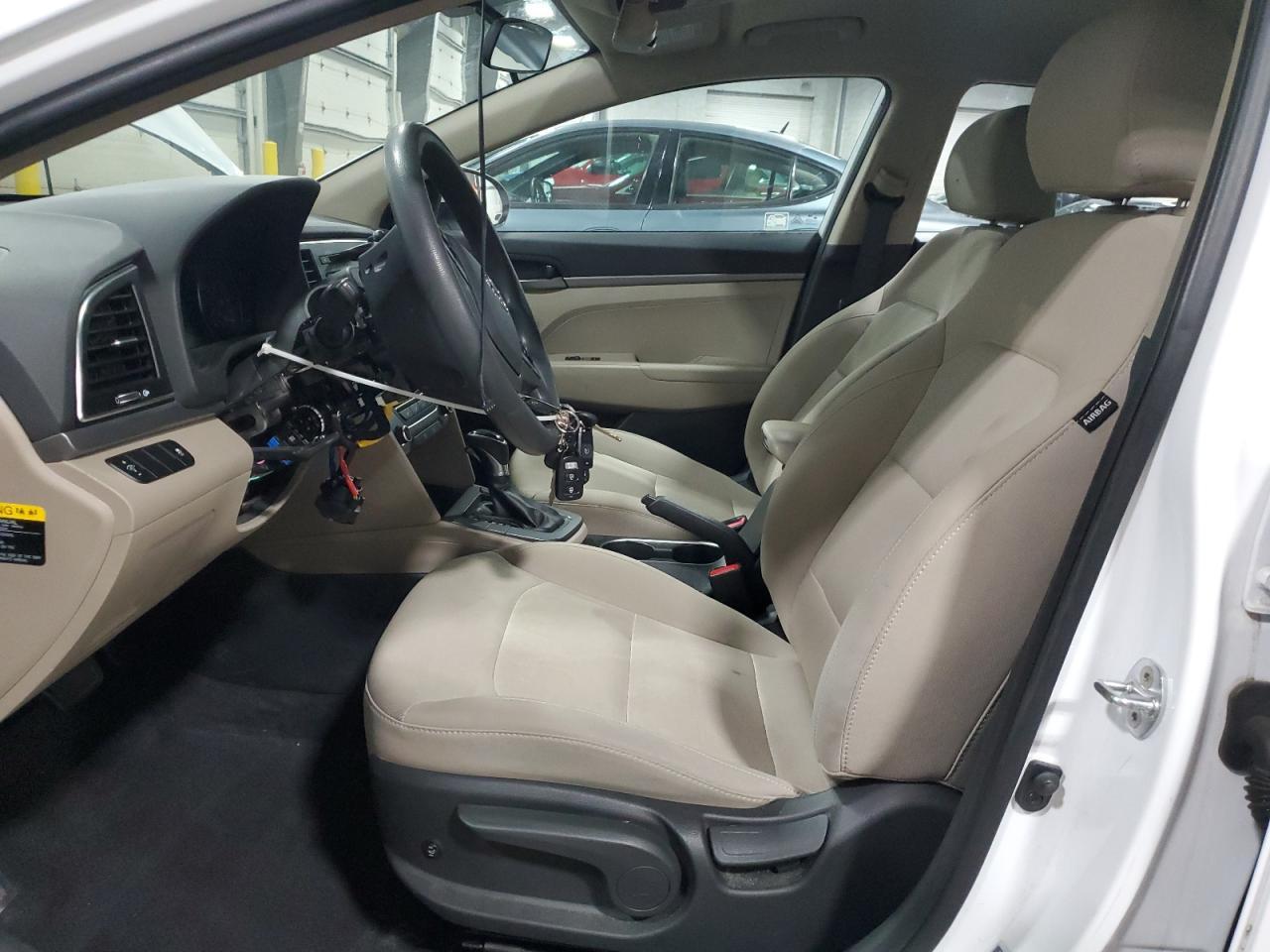 2017 Hyundai Elantra Se - Фото 7