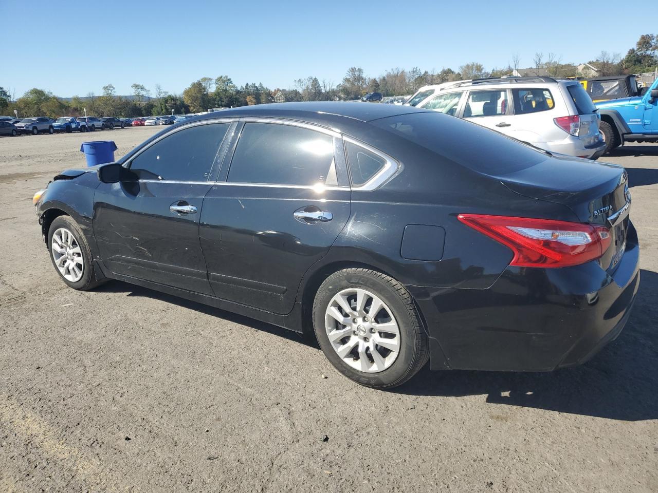 2016 Nissan Altima 2.5 - Фото 2