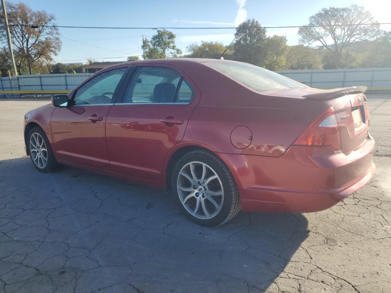 2012 Ford Fusion - Image 2