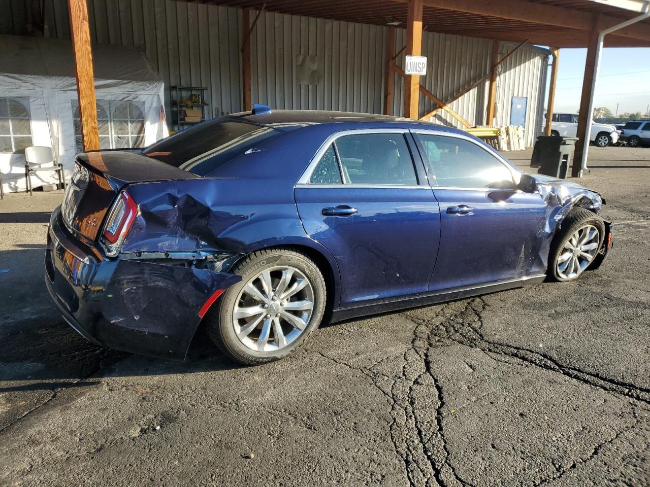 2017 Chrysler 300 Limited - Image 3