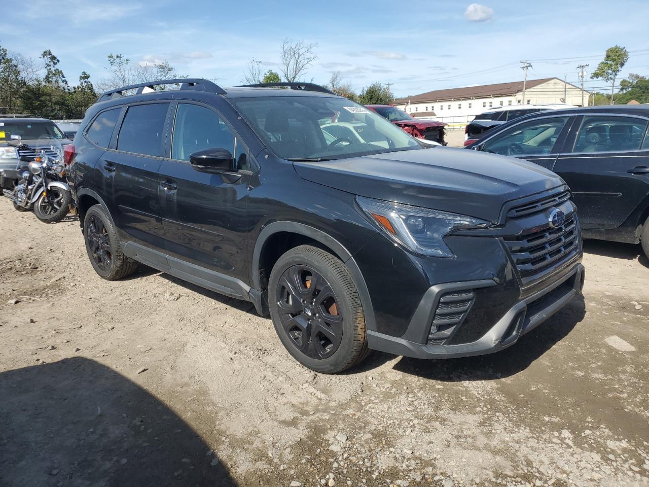 2024 Subaru Ascent Onyx Edition - Image 4