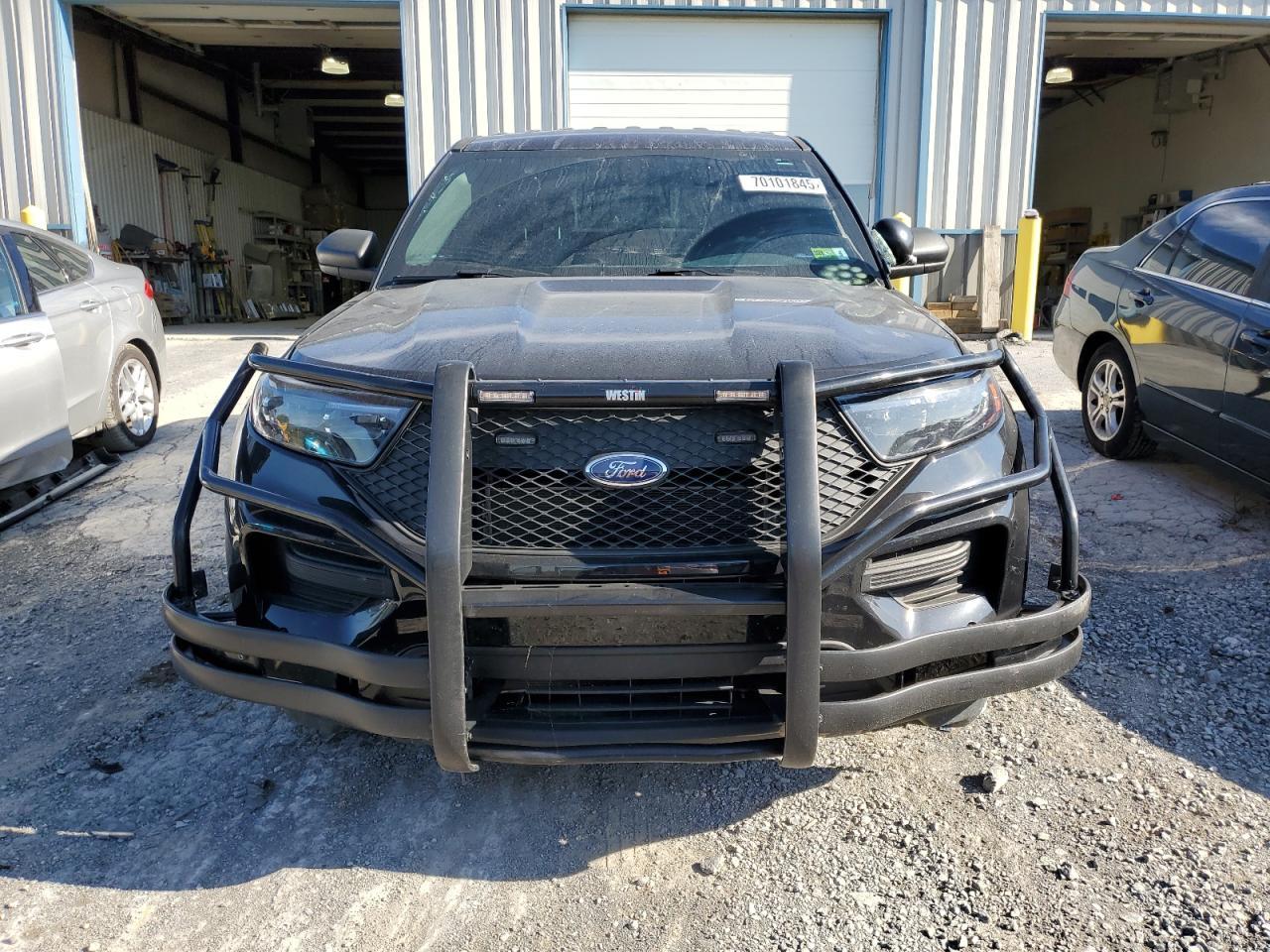 2022 Ford Explorer Police Interceptor - Фото 5