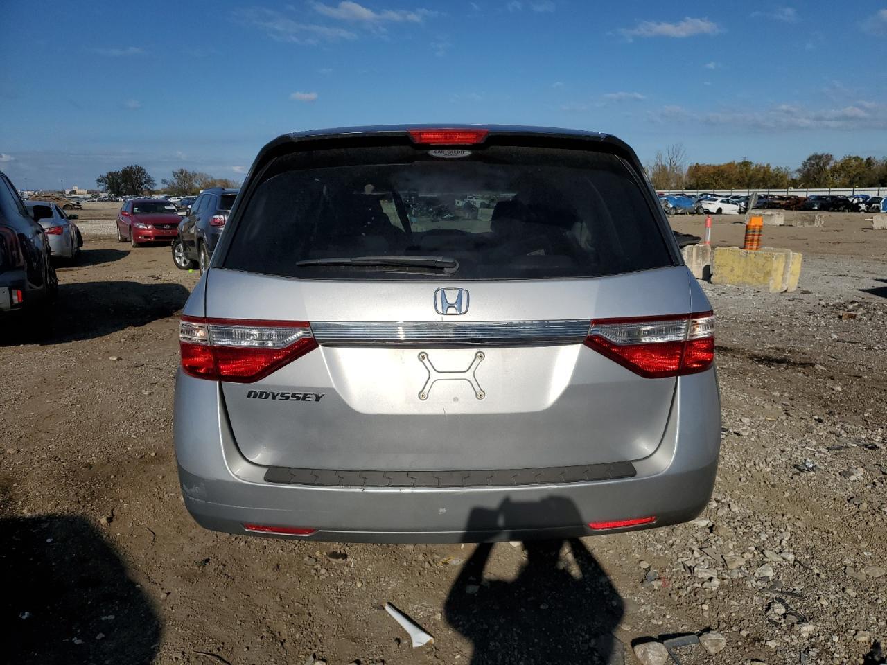 2011 Honda Odyssey Ex - Image 6