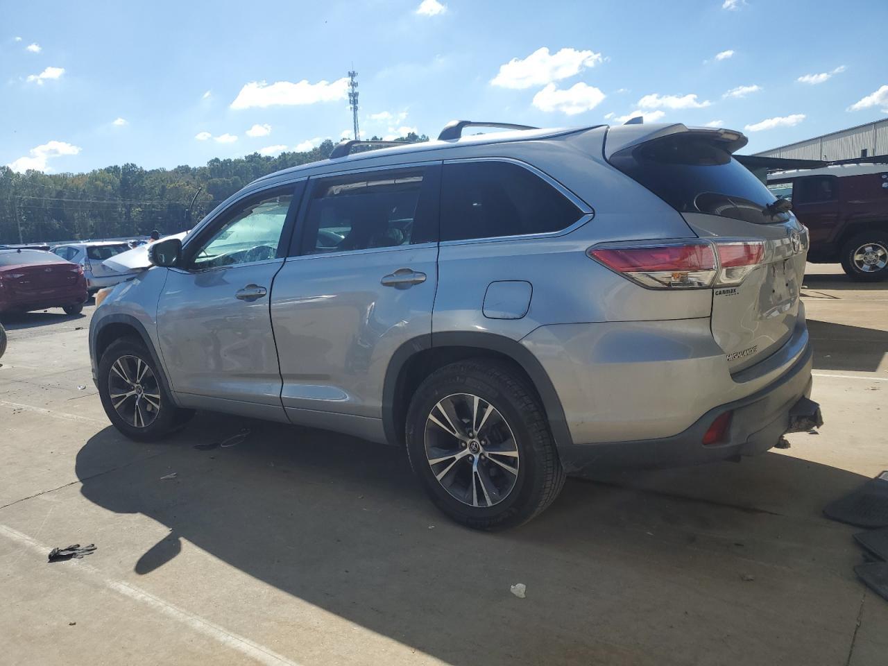 2016 Toyota Highlander Xle - Фото 2