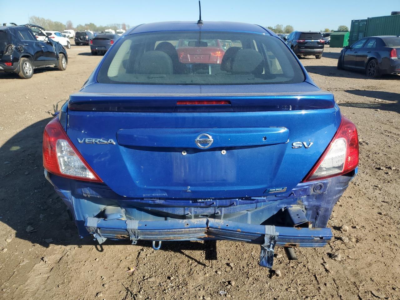 2016 Nissan Versa S - Image 6