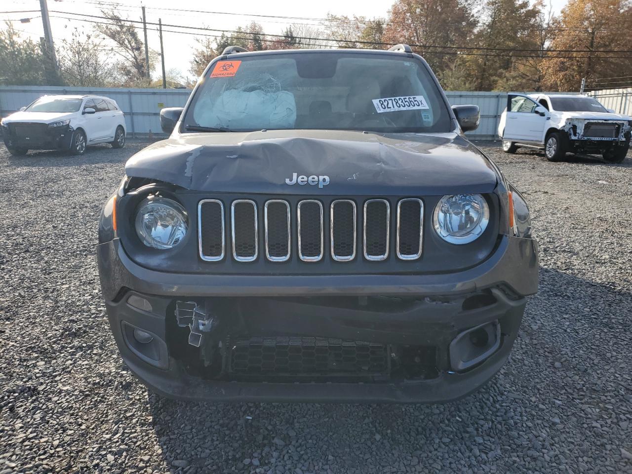 2018 Jeep Renegade Latitude - Image 5