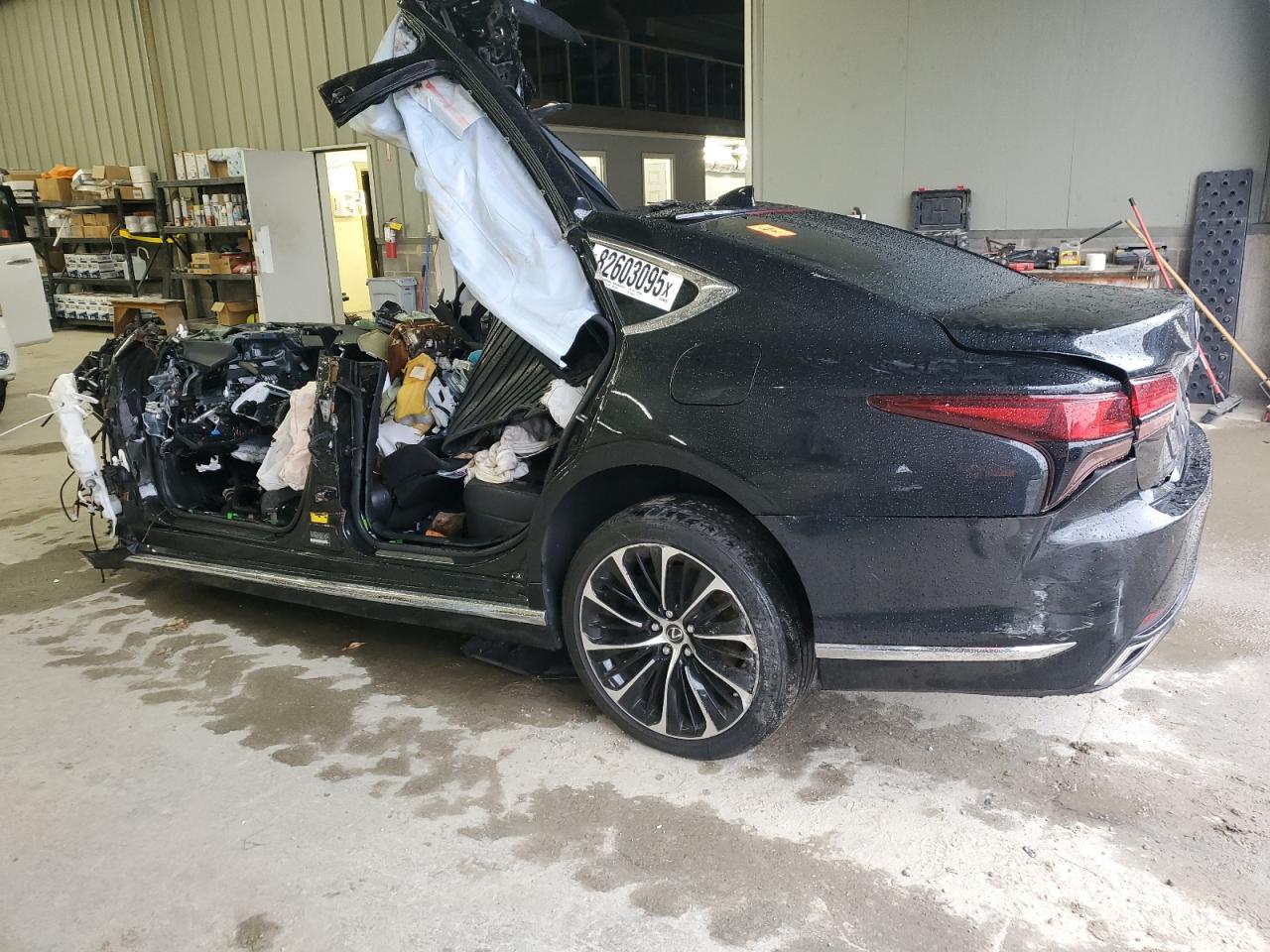 2022 Lexus Ls 500 - Фото 2