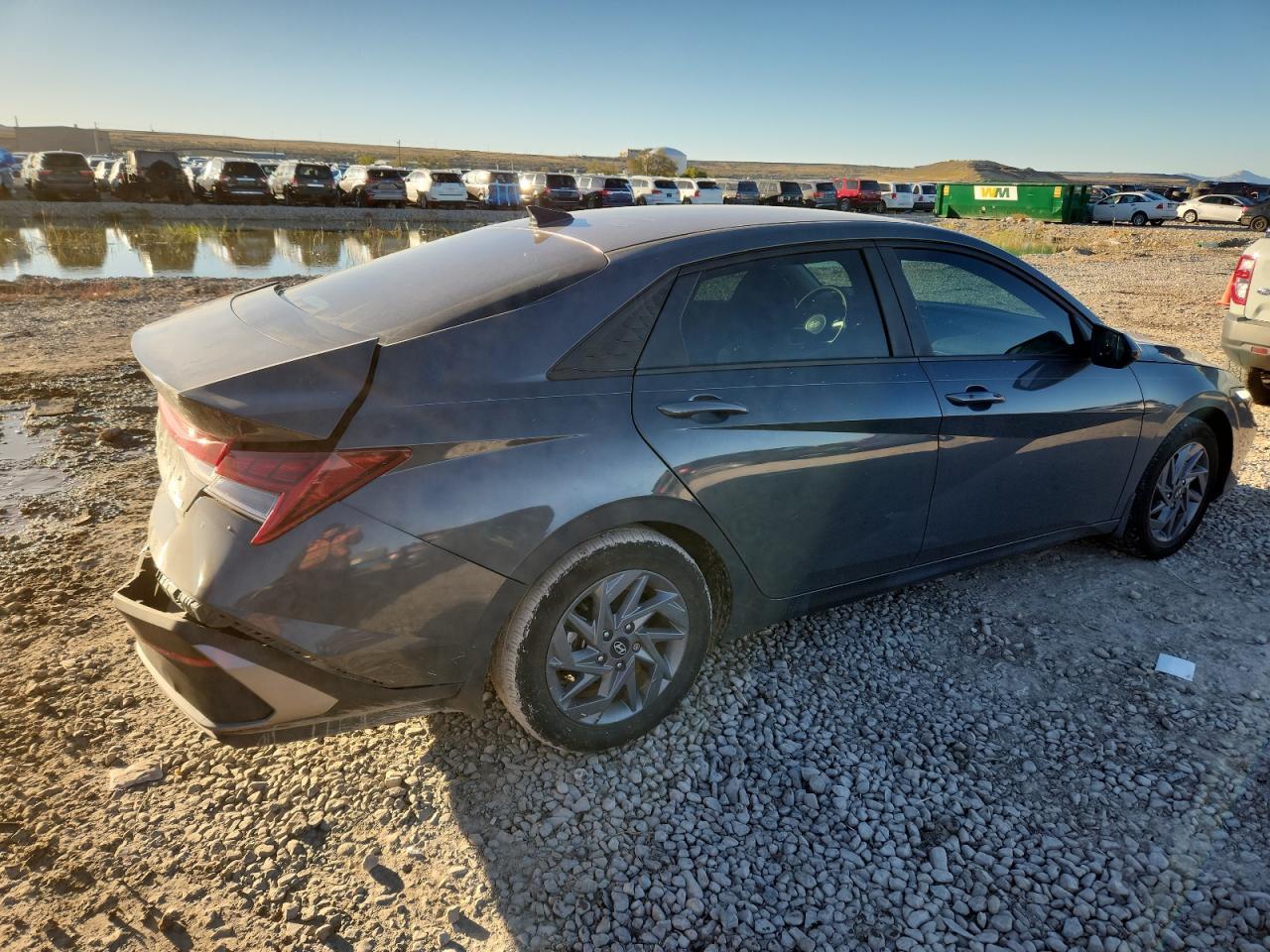 2024 Hyundai Elantra Blue - Фото 3
