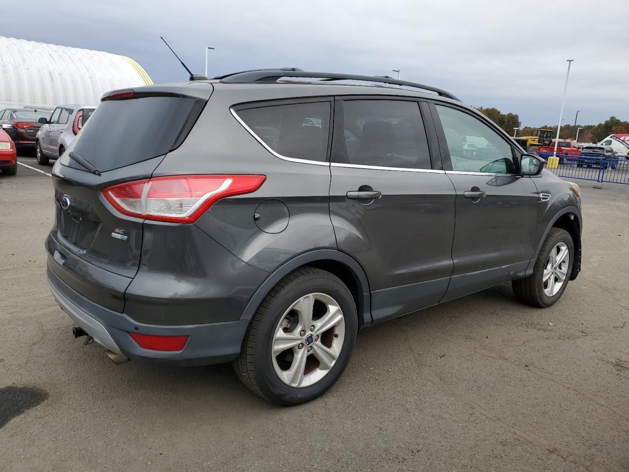 2016 Ford Escape Se - Фото 3