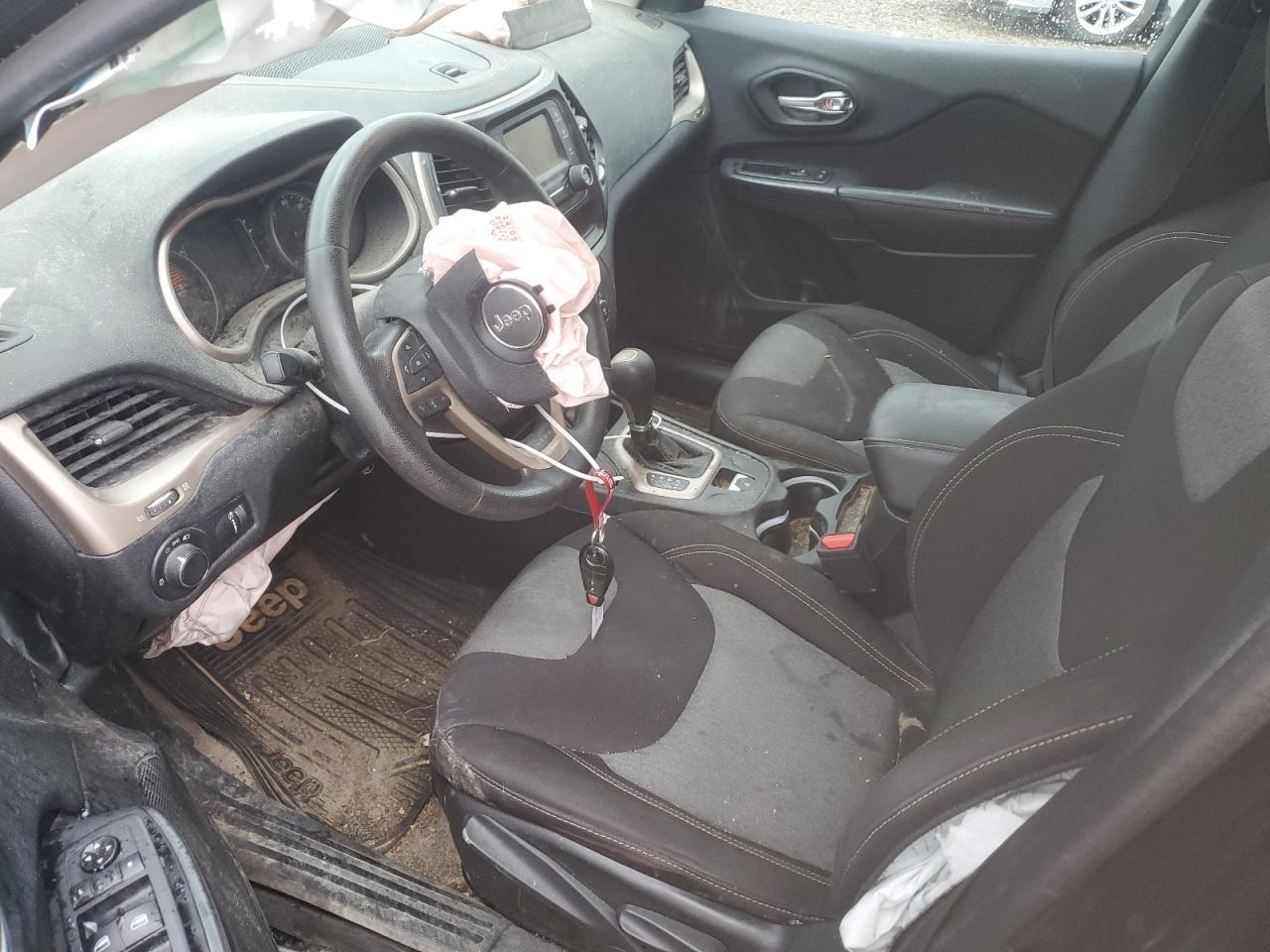 2016 Jeep Cherokee Sport - Image 7