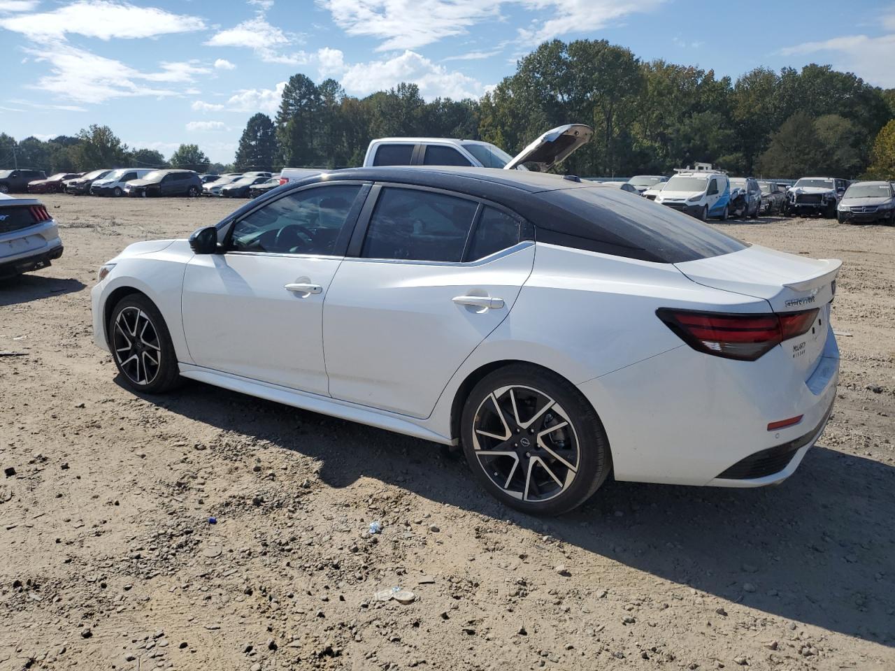 2025 Nissan Sentra Sr - Фото 2