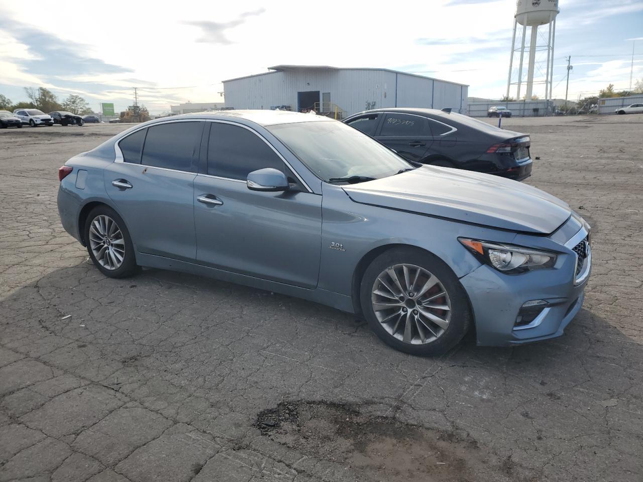 2018 Infiniti Q50 Luxe - Image 4