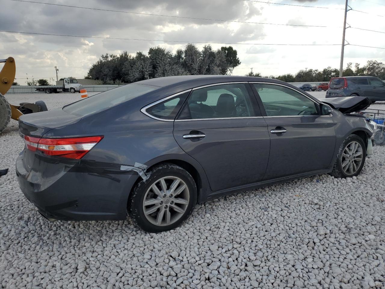 2013 Toyota Avalon Base - Фото 3