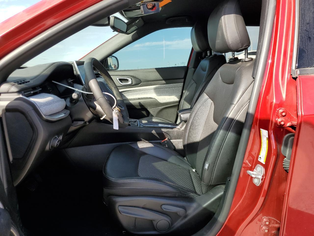 2024 Jeep Compass Latitude - Фото 7